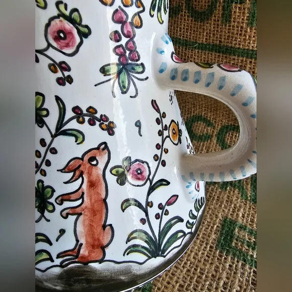 Beraroos Portugal Pitcher Handpainted - Picture 7 of 7